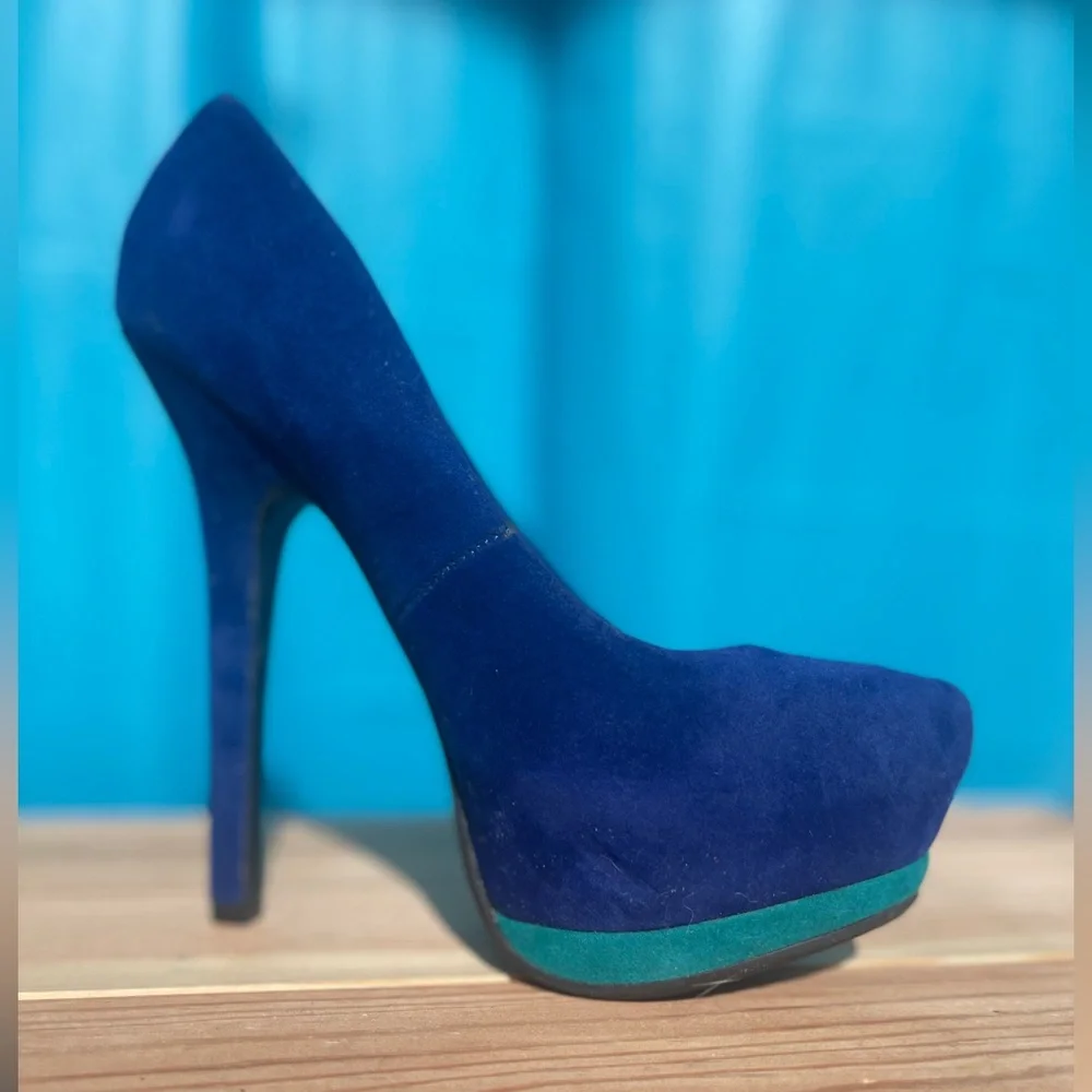 Platforms cobalt blue size 6